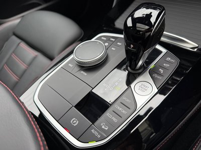 2023 BMW X4 thumbnail 17