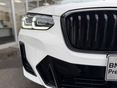 2023 BMW X4 photo 4