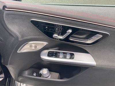 2023 Mercedes-BENZ EQE photo 8