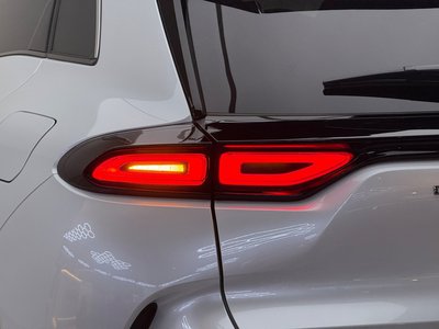 2026 Toyota CROWN SPORT thumbnail 29