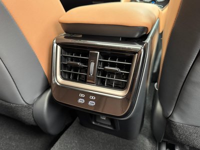 2026 Toyota CROWN SPORT thumbnail 43