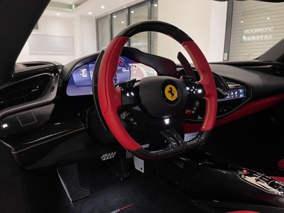 صورة 8 لـ 2021 Ferrari SF90 STRADALE