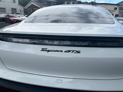 2022 Porsche TAYCAN thumbnail 77