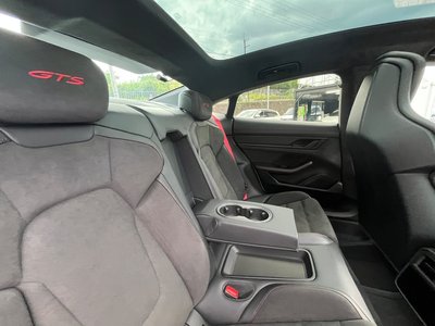 2022 Porsche TAYCAN thumbnail 39