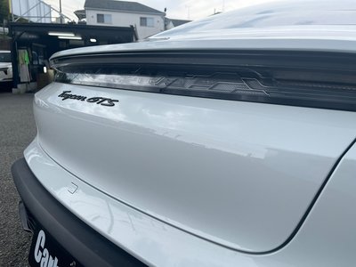 2022 Porsche TAYCAN thumbnail 75