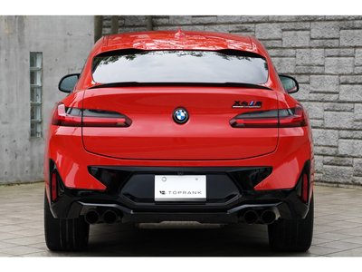 صورة 8 لـ 2023 BMW X4 M