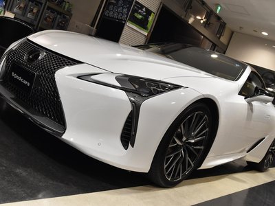 2023 Lexus LC CONVERTIBLE photo 2