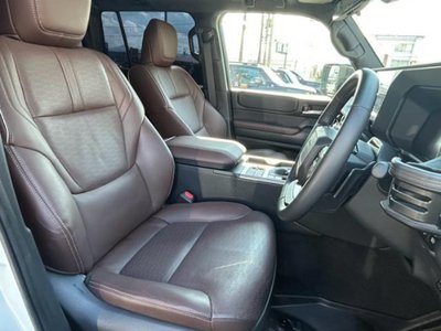 صورة 28 لـ 2024 Toyota LAND CRUISER 250