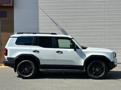 صورة 5 لـ 2024 Toyota LAND CRUISER 250