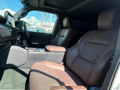 صورة 30 لـ 2024 Toyota LAND CRUISER 250