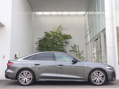 2025 AUDI A5 photo 6