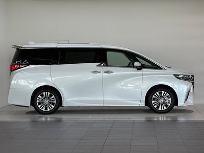 2026 Toyota ALPHARD 照片 8