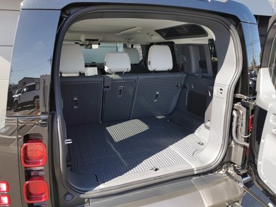 2025 LAND Rover DEFENDER — миниатюра 26