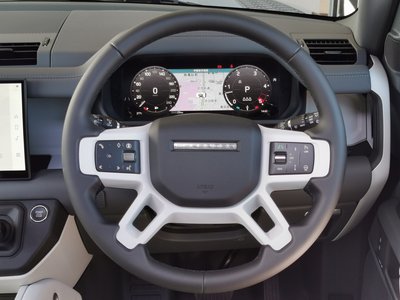 2025 LAND Rover DEFENDER — миниатюра 14