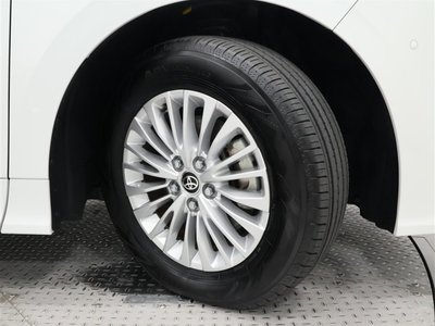 صورة 39 لـ 2024 Toyota ALPHARD