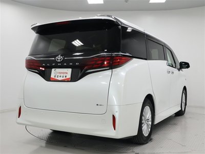 صورة 36 لـ 2024 Toyota ALPHARD
