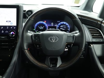 صورة 25 لـ 2024 Toyota ALPHARD