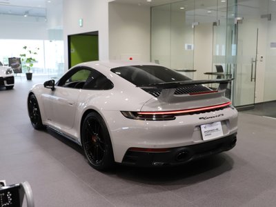 صورة 7 لـ 2023 Porsche 911