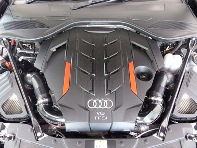 صورة مصغرة 40 لـ 2023 AUDI S8