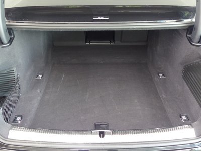 صورة مصغرة 39 لـ 2023 AUDI S8