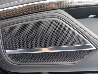صورة مصغرة 94 لـ 2023 AUDI S8