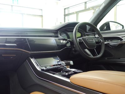 صورة مصغرة 22 لـ 2023 AUDI S8