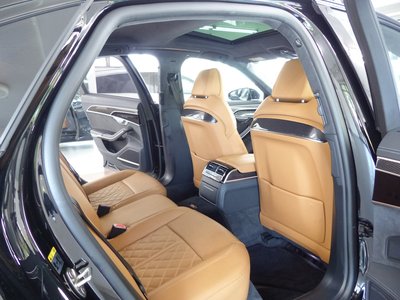 صورة مصغرة 58 لـ 2023 AUDI S8