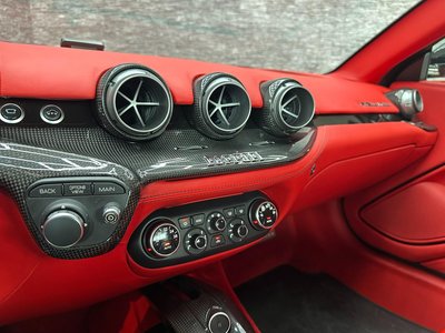 صورة مصغرة 20 لـ 2016 Ferrari F12 BERLINETTA