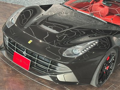 صورة مصغرة 36 لـ 2016 Ferrari F12 BERLINETTA