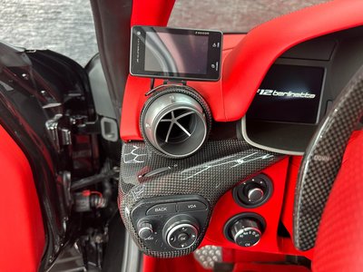صورة مصغرة 28 لـ 2016 Ferrari F12 BERLINETTA