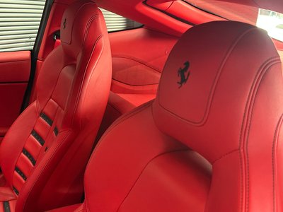 صورة مصغرة 29 لـ 2016 Ferrari F12 BERLINETTA