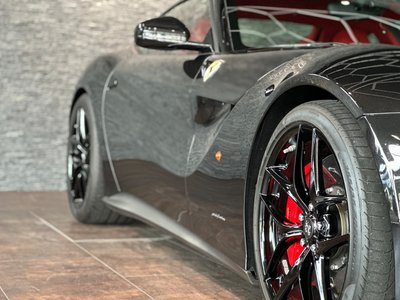 صورة مصغرة 37 لـ 2016 Ferrari F12 BERLINETTA