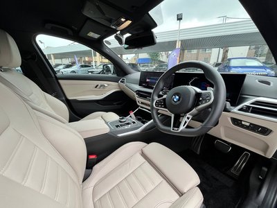 2025 BMW 3 SERIES 照片 8