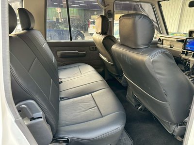 1990 Toyota LAND CRUISER 70 — фото 25