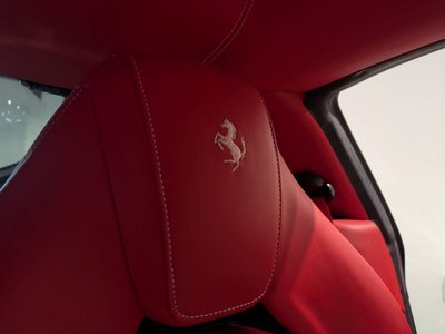 2015 Ferrari 488 GTB 照片 39