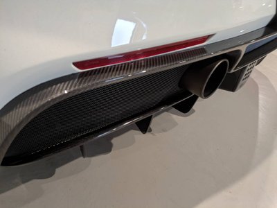 2015 Ferrari 488 GTB 照片 10