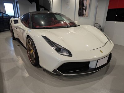 2015 Ferrari 488 GTB 照片 1