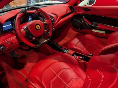 2015 Ferrari 488 GTB 照片 22