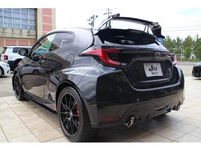 صورة 9 لـ 2023 Toyota GR YARIS