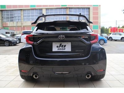 صورة 8 لـ 2023 Toyota GR YARIS