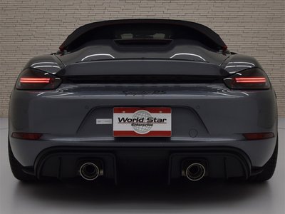 2025 Porsche 718 SPYDER photo 8