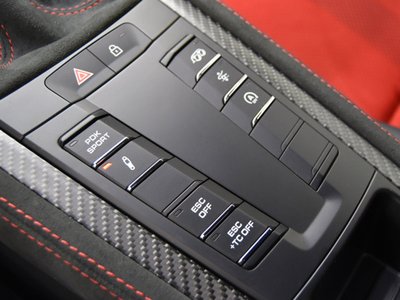 2025 Porsche 718 SPYDER photo 16