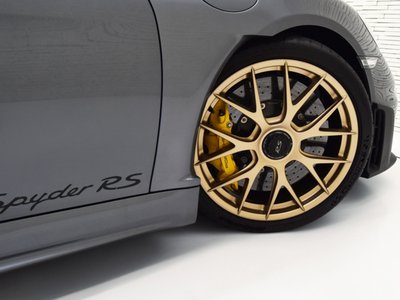 2025 Porsche 718 SPYDER thumbnail 21