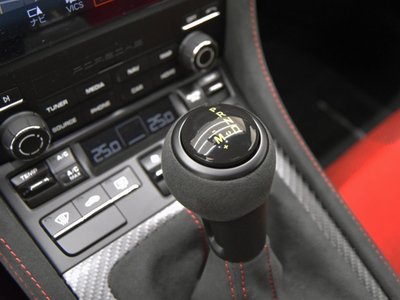2025 Porsche 718 SPYDER photo 15