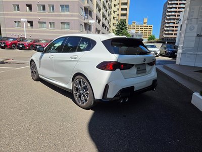 2025 BMW 1 SERIES thumbnail 17
