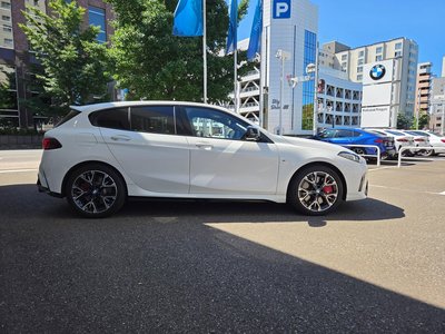 2025 BMW 1 SERIES photo 8