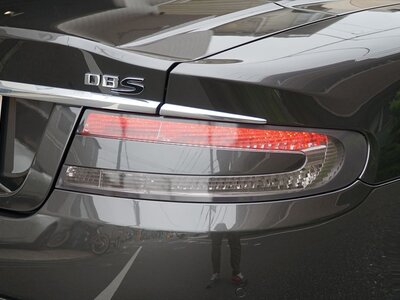 2011 Aston Martin DBS VOLANTE — фото 117