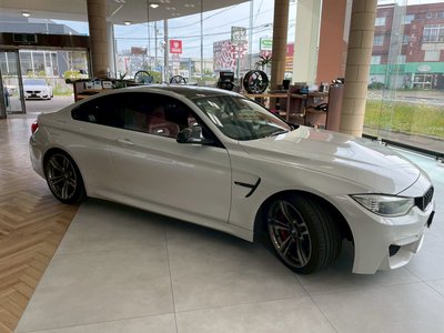 صورة 25 لـ 2015 BMW M4 COUPE