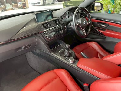 صورة 20 لـ 2015 BMW M4 COUPE