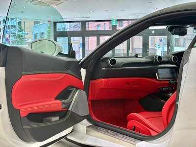 2023 Ferrari PORTOFINO M 缩略图 40